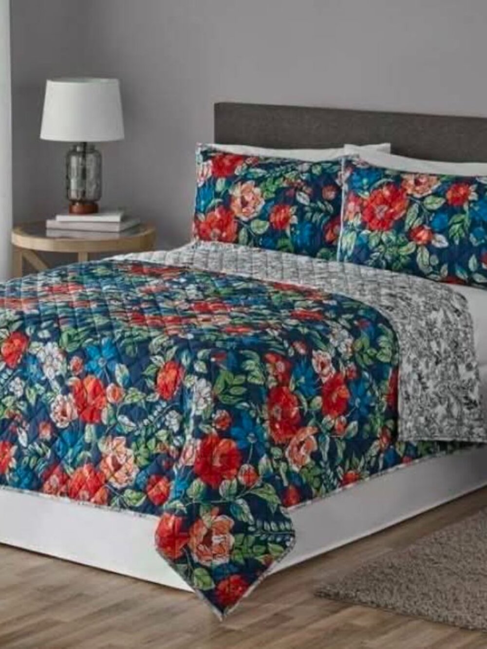 Mainstays Floral Red/Blue Floral Polyester Quilt Full/Queen Reversible Red/Blue